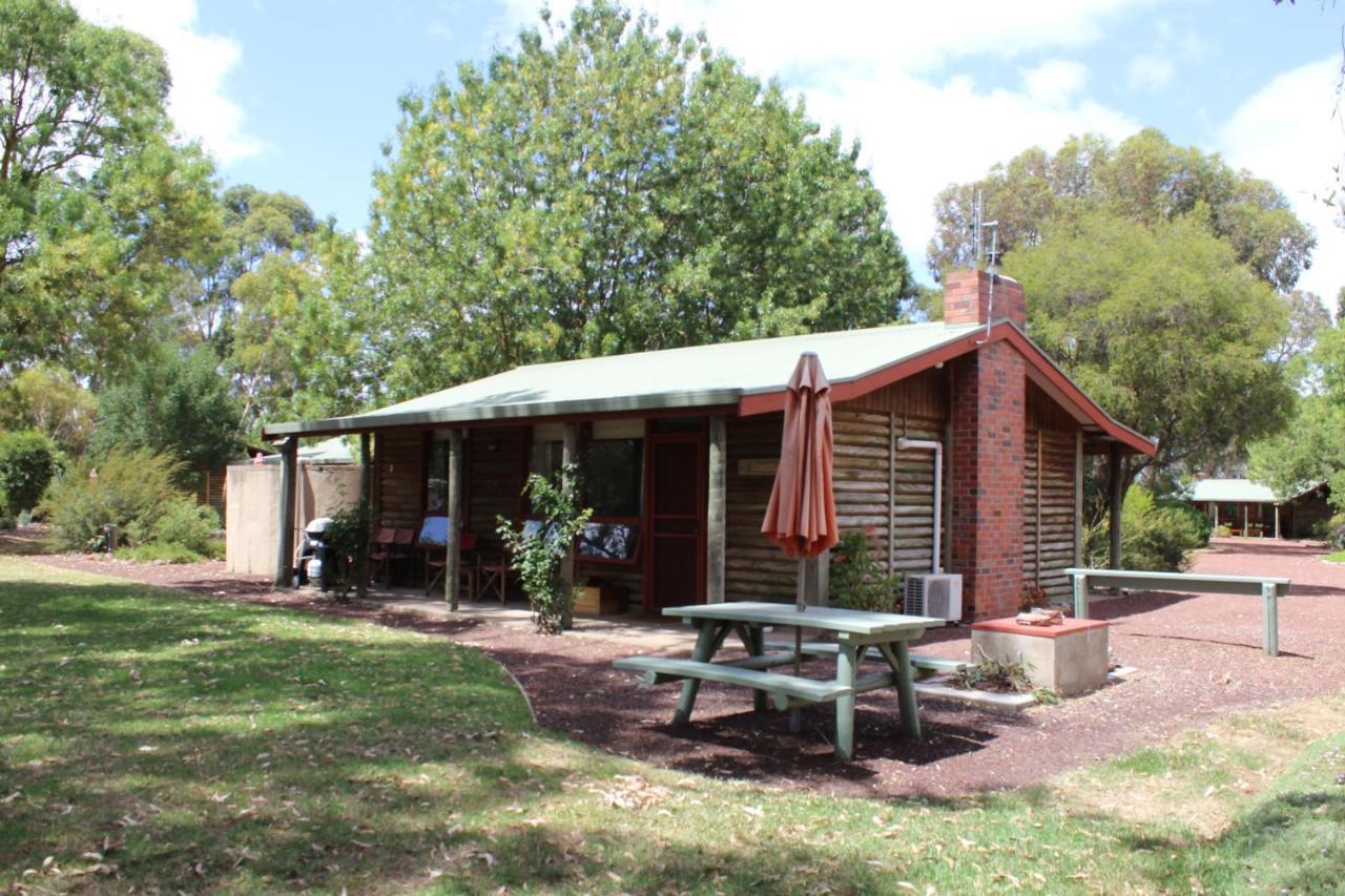 דונקלד Southern Grampians Cottages מראה חיצוני תמונה